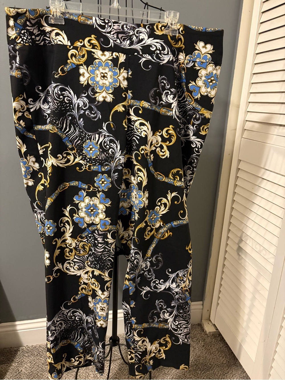 Zac & Rachel Black Wide-Leg Pants with Blue and Gold Baroque Print